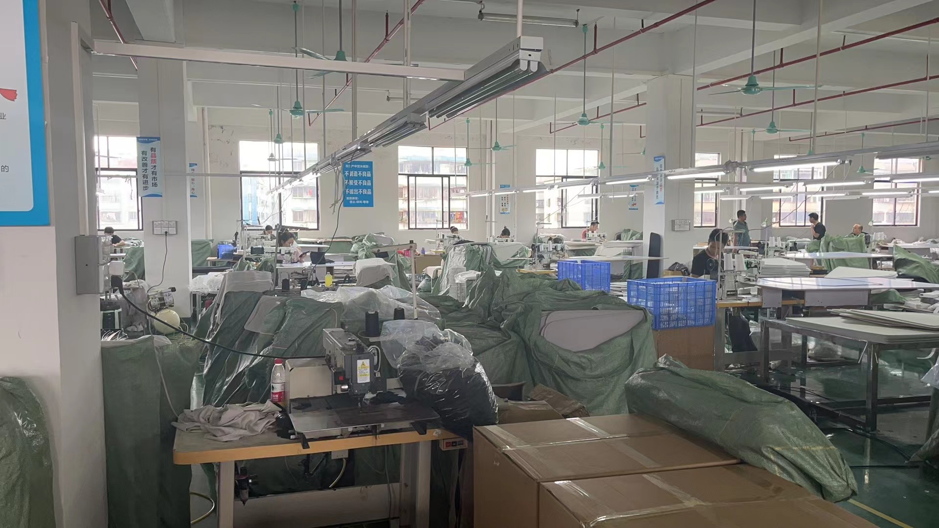 ورشة الخياطة at Saisi Auto Parts factory